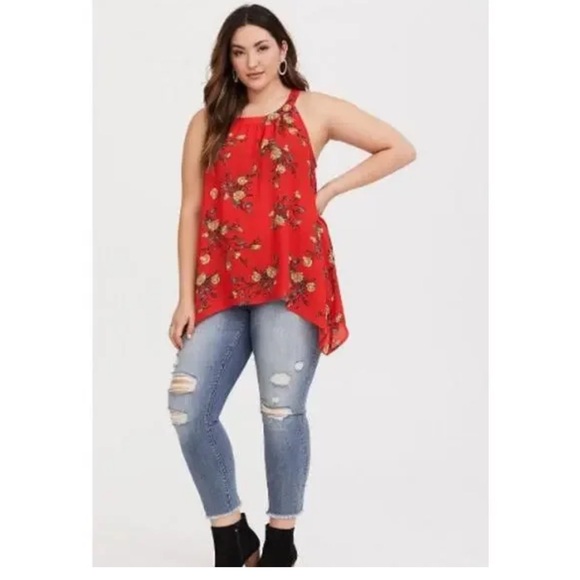 torrid Tops - 💕3/$30💕 Torrid Red Floral Print Georgette High Neck Tank Size 1X